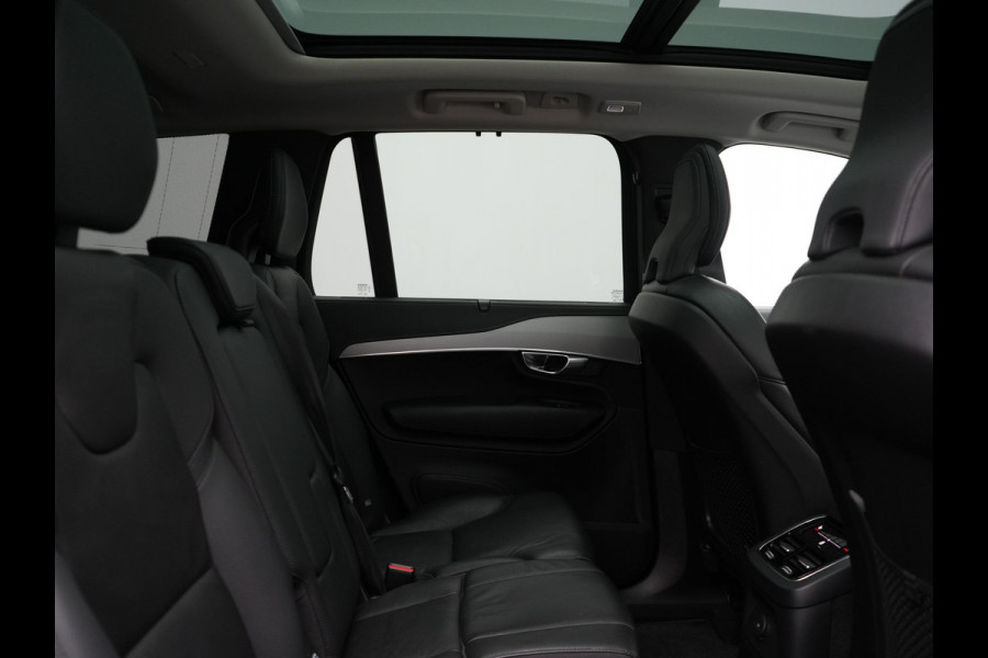 Volvo XC90 T8 Recharge AWD Plus Bright LONG RANGE Plug In Hybrid 7 Persoon 456pk Dealer O.H PHEV | Trekhaak Af Fabriek | Panodak | Adaptive Cruise | Camera | Lederen Sportstoelen Memory & Verwarmd | Pilot Assist | Blis | Keyless | Apple Carplay | Navigatie | Virtual | DAB |