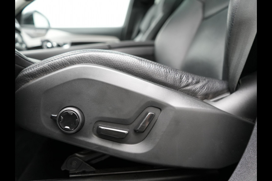 Volvo XC90 T8 Recharge AWD Plus Bright LONG RANGE Plug In Hybrid 7 Persoon 456pk Dealer O.H PHEV | Trekhaak Af Fabriek | Panodak | Adaptive Cruise | Camera | Lederen Sportstoelen Memory & Verwarmd | Pilot Assist | Blis | Keyless | Apple Carplay | Navigatie | Virtual | DAB |