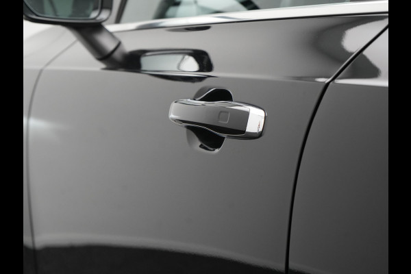 Volvo XC90 T8 Recharge AWD Plus Bright LONG RANGE Plug In Hybrid 7 Persoon 456pk Dealer O.H PHEV | Trekhaak Af Fabriek | Panodak | Adaptive Cruise | Camera | Lederen Sportstoelen Memory & Verwarmd | Pilot Assist | Blis | Keyless | Apple Carplay | Navigatie | Virtual | DAB |