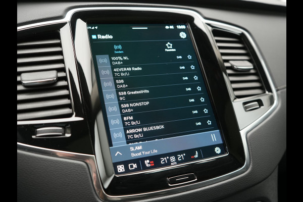 Volvo XC90 T8 Recharge AWD Plus Bright LONG RANGE Plug In Hybrid 7 Persoon 456pk Dealer O.H PHEV | Trekhaak Af Fabriek | Panodak | Adaptive Cruise | Camera | Lederen Sportstoelen Memory & Verwarmd | Pilot Assist | Blis | Keyless | Apple Carplay | Navigatie | Virtual | DAB |