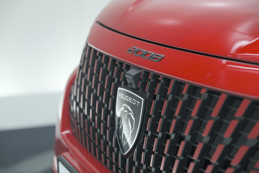 Peugeot 2008 1.2 Hybrid 145 Allure | 360 Camera | Adaptieve Cruise Control | Dodehoekdetectie | Apple Carplay