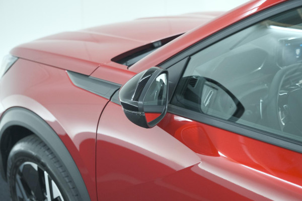 Peugeot 2008 1.2 Hybrid 145 Allure | 360 Camera | Adaptieve Cruise Control | Dodehoekdetectie | Apple Carplay