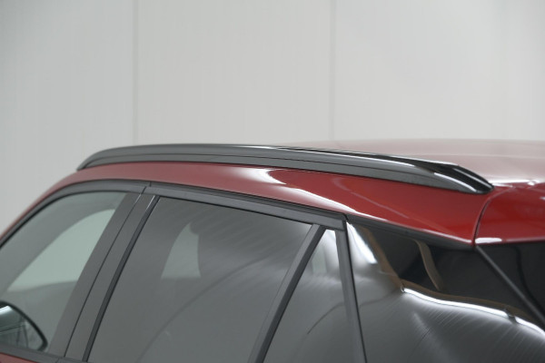 Peugeot 2008 1.2 Hybrid 145 Allure | 360 Camera | Adaptieve Cruise Control | Dodehoekdetectie | Apple Carplay