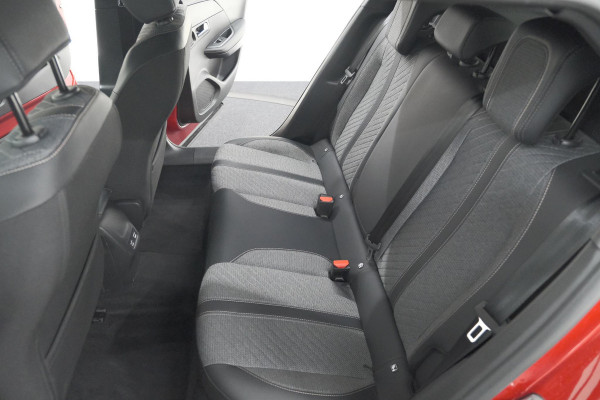 Peugeot 2008 1.2 Hybrid 145 Allure | 360 Camera | Adaptieve Cruise Control | Dodehoekdetectie | Apple Carplay