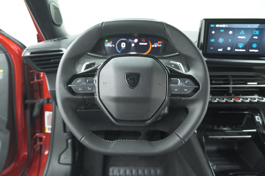 Peugeot 2008 1.2 Hybrid 145 Allure | 360 Camera | Adaptieve Cruise Control | Dodehoekdetectie | Apple Carplay