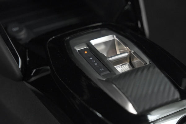 Peugeot 2008 1.2 Hybrid 145 Allure | 360 Camera | Adaptieve Cruise Control | Dodehoekdetectie | Apple Carplay