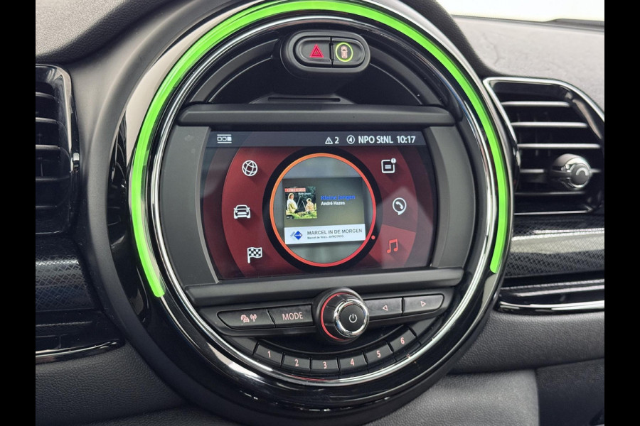 MINI Clubman 1.5 Cooper Richmond Park Edition | PANORAMA DAK | CAMERA| STOELVERW. | LEER| KEYLESS| ORIGINEEL NL AUTO  RIJKLAARPRIJS INCL. 12 MND BOVAG GARANTIE