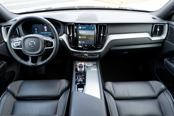 Volvo XC60 2.0 T6 AWD Pus Dark / INCL. Garantie / 360 Camera / Pano
