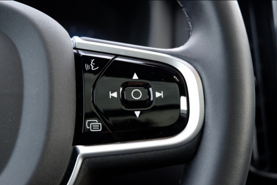 Volvo XC60 2.0 T6 AWD Pus Dark / INCL. Garantie / 360 Camera / Pano