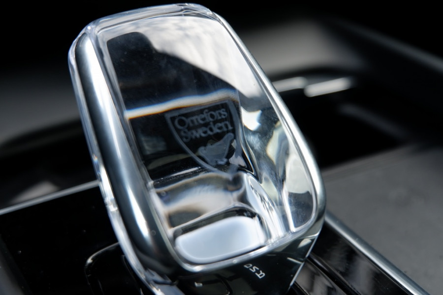 Volvo XC60 2.0 T6 AWD Pus Dark / INCL. Garantie / 360 Camera / Pano