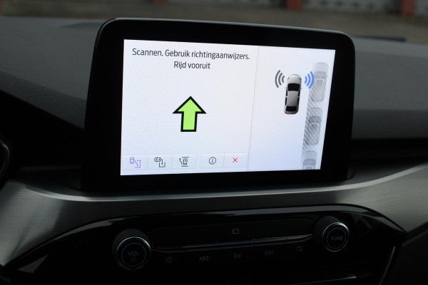 Ford Kuga 2.5 PHEV Titanium X | Winter Pack | Adaptive cruise control | Dodehoeksensoren | Camera