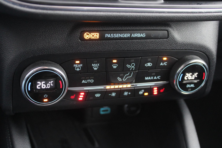 Ford Kuga 2.5 PHEV Titanium X | Winter Pack | Adaptive cruise control | Dodehoeksensoren | Camera