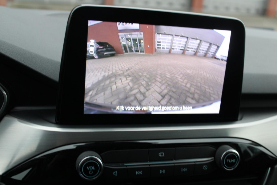 Ford Kuga 2.5 PHEV Titanium X | Winter Pack | Adaptive cruise control | Dodehoeksensoren | Camera