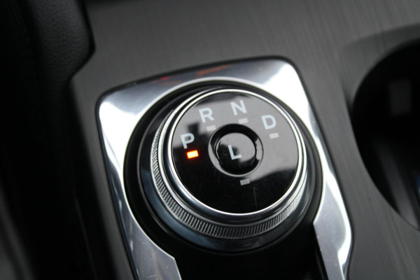 Ford Kuga 2.5 PHEV Titanium X | Winter Pack | Adaptive cruise control | Dodehoeksensoren | Camera