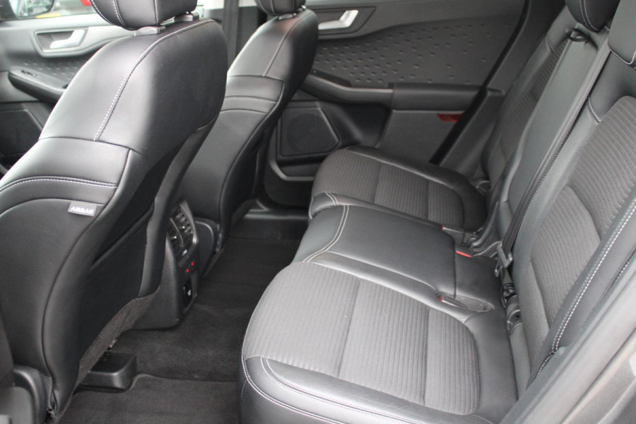 Ford Kuga 2.5 PHEV Titanium X | Winter Pack | Adaptive cruise control | Dodehoeksensoren | Camera