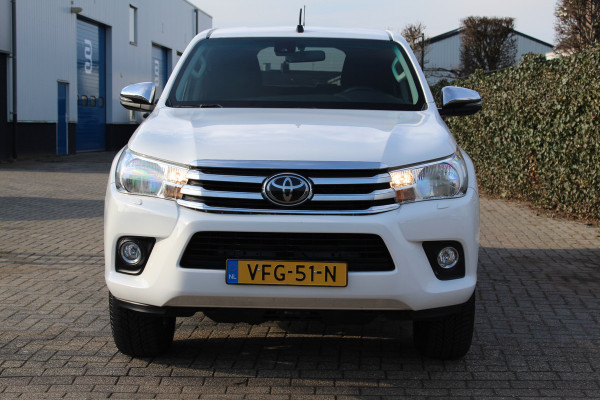 Toyota Hilux 2.4 D-4D-F 150PK E6 Aut. Double Cab Professional 4x4 incl.BPM ✓ Camera ✓ 4WD