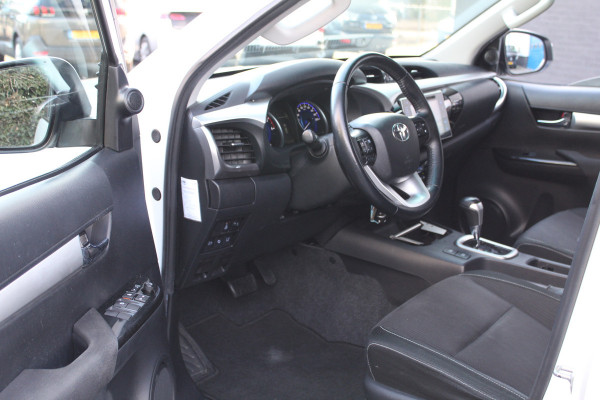 Toyota Hilux 2.4 D-4D-F 150PK E6 Aut. Double Cab Professional 4x4 incl.BPM ✓ Camera ✓ 4WD