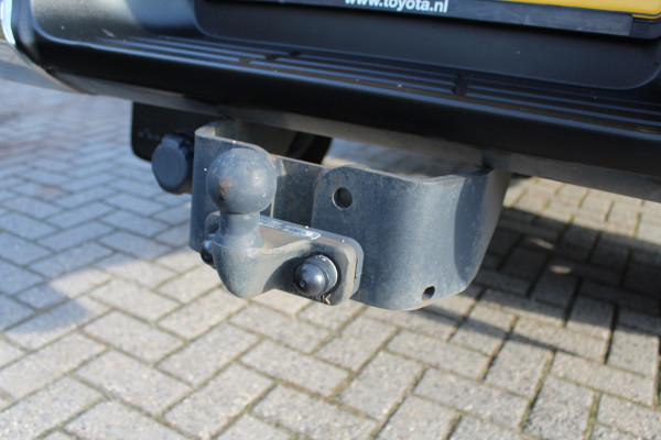 Toyota Hilux 2.4 D-4D-F 150PK E6 Aut. Double Cab Professional 4x4 incl.BPM ✓ Camera ✓ 4WD