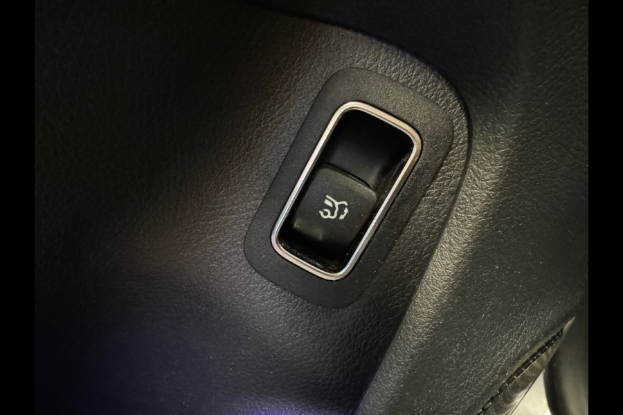 Mercedes-Benz CLA-Klasse Shooting Brake AMG 35 4MATIC Pano