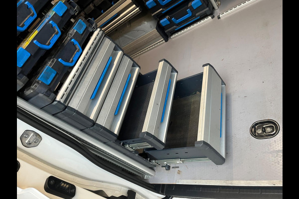 Volkswagen Crafter Automaat DSG Servicewagen 35 2.0 TDI 140pk euro6 L3H2 oude L2H1 Highline 3Persoons Sortimo, V230, RIJKLAARPRIJS