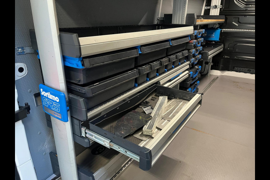 Volkswagen Crafter Automaat DSG Servicewagen 35 2.0 TDI 140pk euro6 L3H2 oude L2H1 Highline 3Persoons Sortimo, V230, RIJKLAARPRIJS