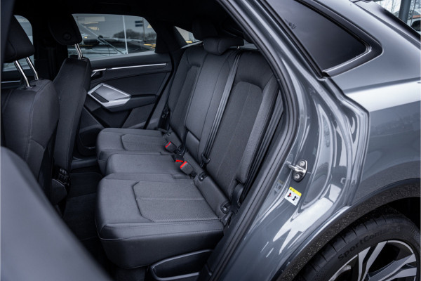 Audi Q3 Sportback 45 TFSI e S Edition - 20inch - Optiek zwart - Keyless