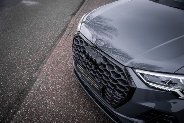 Audi Q3 Sportback 45 TFSI e S Edition - 20inch - Optiek zwart - Keyless