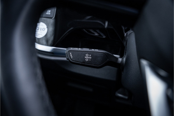 Audi Q3 Sportback 45 TFSI e S Edition - 20inch - Optiek zwart - Keyless