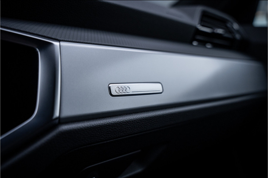 Audi Q3 Sportback 45 TFSI e S Edition - 20inch - Optiek zwart - Keyless