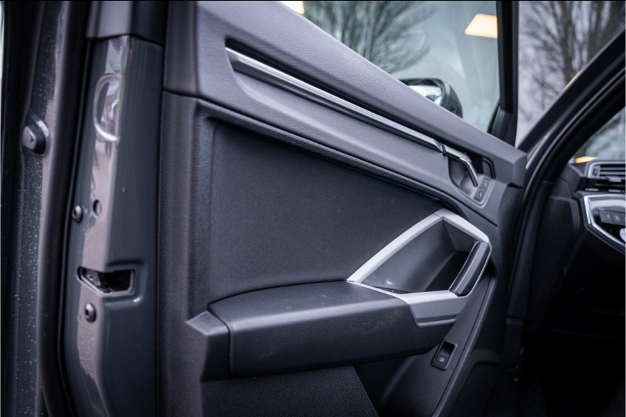 Audi Q3 Sportback 45 TFSI e S Edition - 20inch - Optiek zwart - Keyless