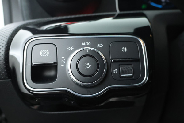 Mercedes-Benz CLA-Klasse Shooting Brake AMG 45 S 4MATIC+ 422Pk, Navigatie, Climate