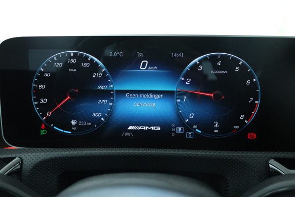 Mercedes-Benz CLA-Klasse Shooting Brake AMG 45 S 4MATIC+ 422Pk, Navigatie, Climate