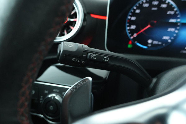 Mercedes-Benz CLA-Klasse Shooting Brake AMG 45 S 4MATIC+ 422Pk, Navigatie, Climate