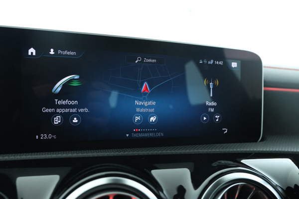 Mercedes-Benz CLA-Klasse Shooting Brake AMG 45 S 4MATIC+ 422Pk, Navigatie, Climate