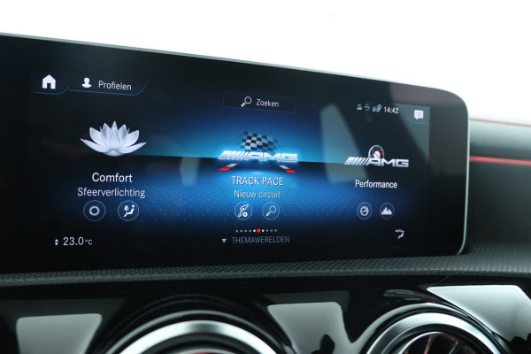 Mercedes-Benz CLA-Klasse Shooting Brake AMG 45 S 4MATIC+ 422Pk, Navigatie, Climate