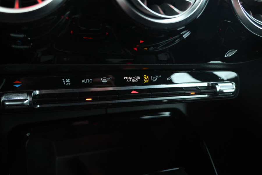 Mercedes-Benz CLA-Klasse Shooting Brake AMG 45 S 4MATIC+ 422Pk, Navigatie, Climate