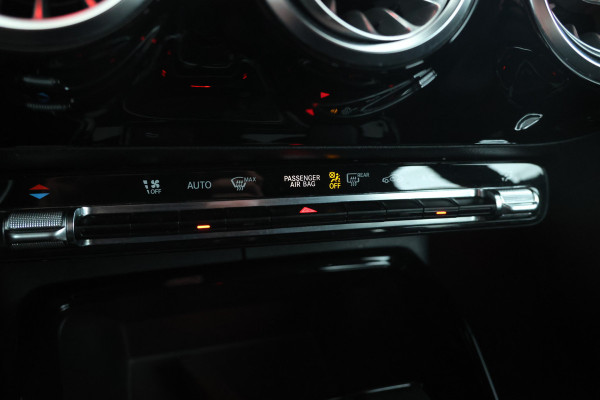 Mercedes-Benz CLA-Klasse Shooting Brake AMG 45 S 4MATIC+ 422Pk, Navigatie, Climate