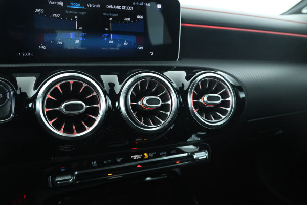 Mercedes-Benz CLA-Klasse Shooting Brake AMG 45 S 4MATIC+ 422Pk, Navigatie, Climate