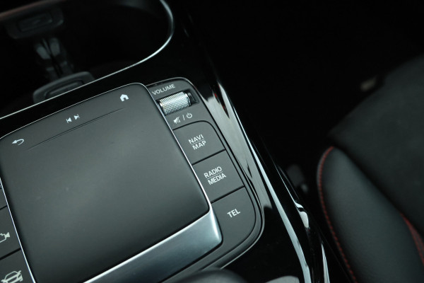 Mercedes-Benz CLA-Klasse Shooting Brake AMG 45 S 4MATIC+ 422Pk, Navigatie, Climate