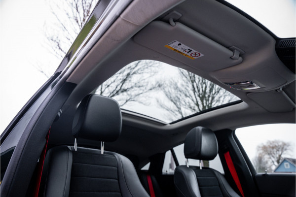 Mercedes-Benz GLE Coupé 350e 4MATIC Premium AMG ** Night ** 22inch ** Panodak ** Burmester