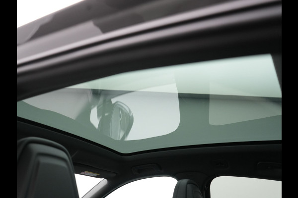 Porsche Cayenne Coupé 3.0 E-Hybrid Plug In Hybrid | MY 2024 Facelift | PHEV | Trekhaak Af Fabriek | Panodak | Luchtvering | Sportuitlaat | PDLS+ | Sport Chrono | InnoDrive Adaptive Cruise | SportDesign | Head up | Soft Close | 22"L.M | 360 Cam