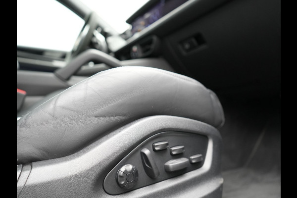 Porsche Cayenne Coupé 3.0 E-Hybrid Plug In Hybrid | MY 2024 Facelift | PHEV | Trekhaak Af Fabriek | Panodak | Luchtvering | Sportuitlaat | PDLS+ | Sport Chrono | InnoDrive Adaptive Cruise | SportDesign | Head up | Soft Close | 22"L.M | 360 Cam