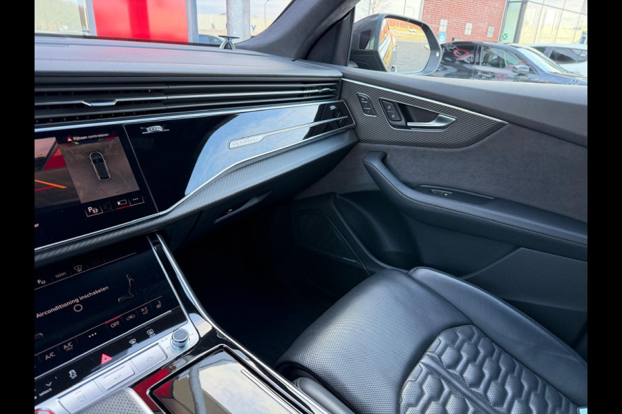 Audi Q8 4.0 TFSI RS Q8 quattro Full spec