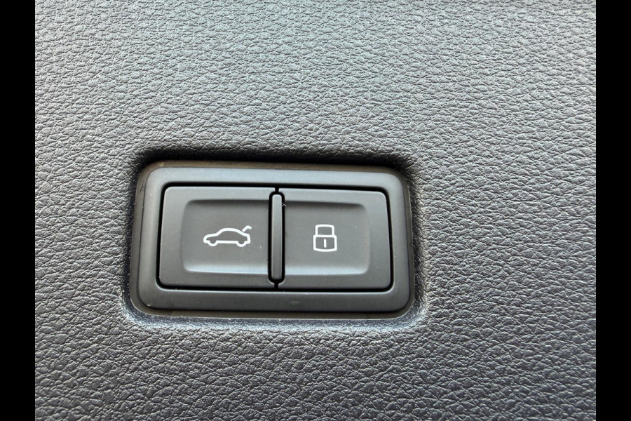 Audi Q8 4.0 TFSI RS Q8 quattro Full spec