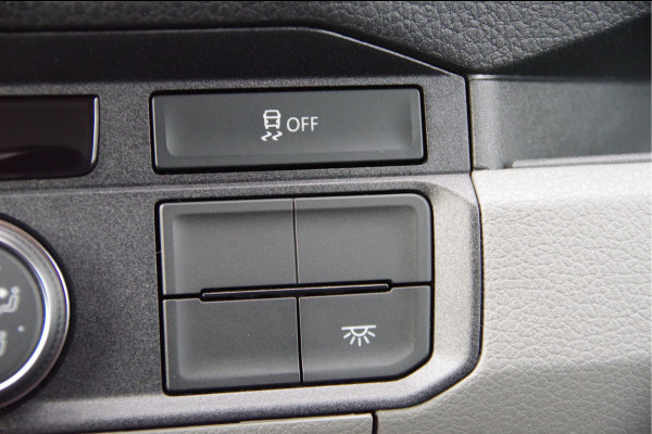 MAN TGE 35 2.0 L3H2 140PK AUT. CAMERA, STOELVERWARMING, CARPLAY, DAB, BLUETOOTH, 17'' LM WIELEN