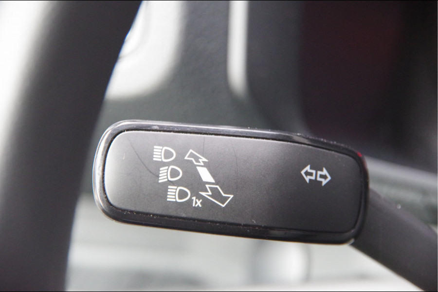 MAN TGE 35 2.0 L3H2 140PK AUT. CAMERA, STOELVERWARMING, CARPLAY, DAB, BLUETOOTH, 17'' LM WIELEN