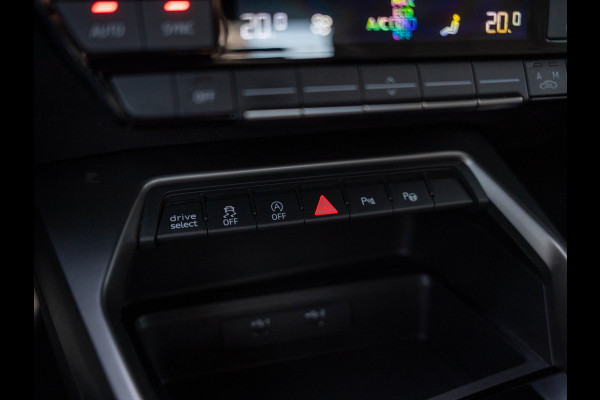 Audi A3 Sportback 35 TFSI S edition / S-Line / ACC / Virtual / Carplay