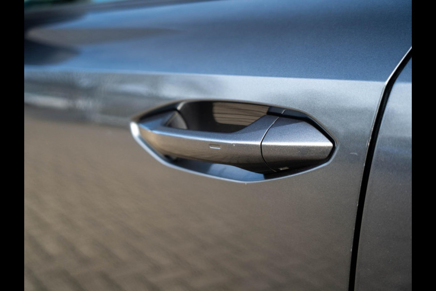 Audi A3 Sportback 35 TFSI S edition / S-Line / ACC / Virtual / Carplay