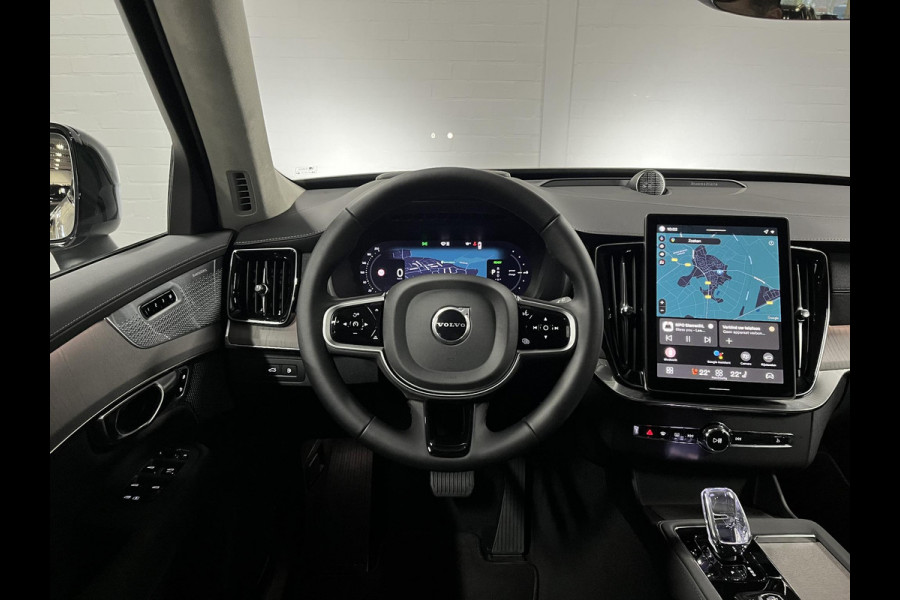 Volvo XC90 2.0 T8 Plug-in hybrid AWD Ultra Dark Luchtvering | Massage | Bowers & Wilkins | Trekhaak | Adapt. Cruise | Stoelventilatie | 22" wielen | 360 camera | Head-up