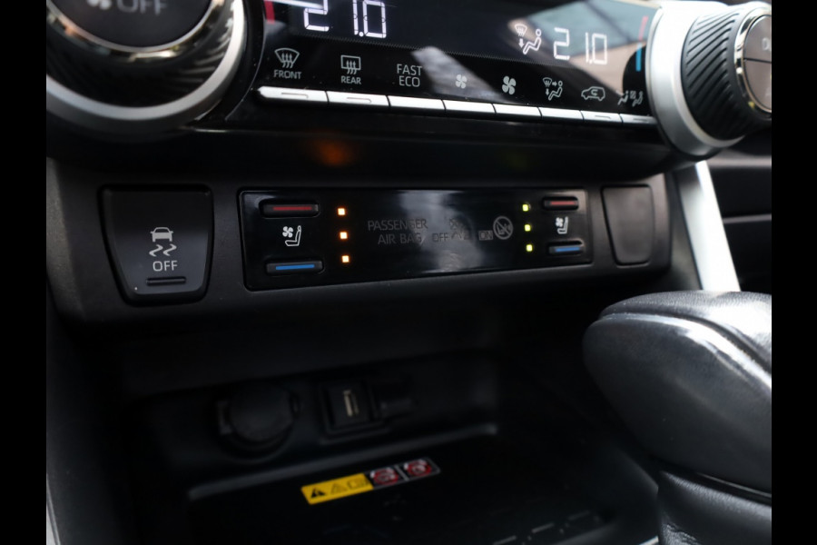 Toyota RAV4 2.5 Plugin Hybrid Bi-Tone+ | Panoramadak | JBL | Stoelventilatie